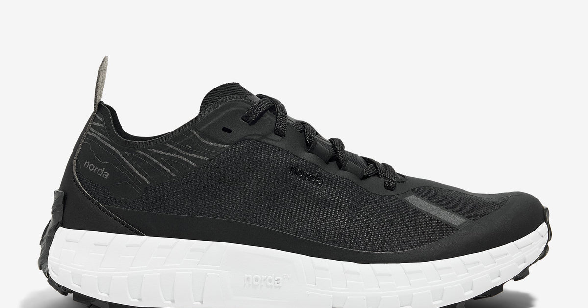 Women's Trail Running Shoes Black 001A norda run