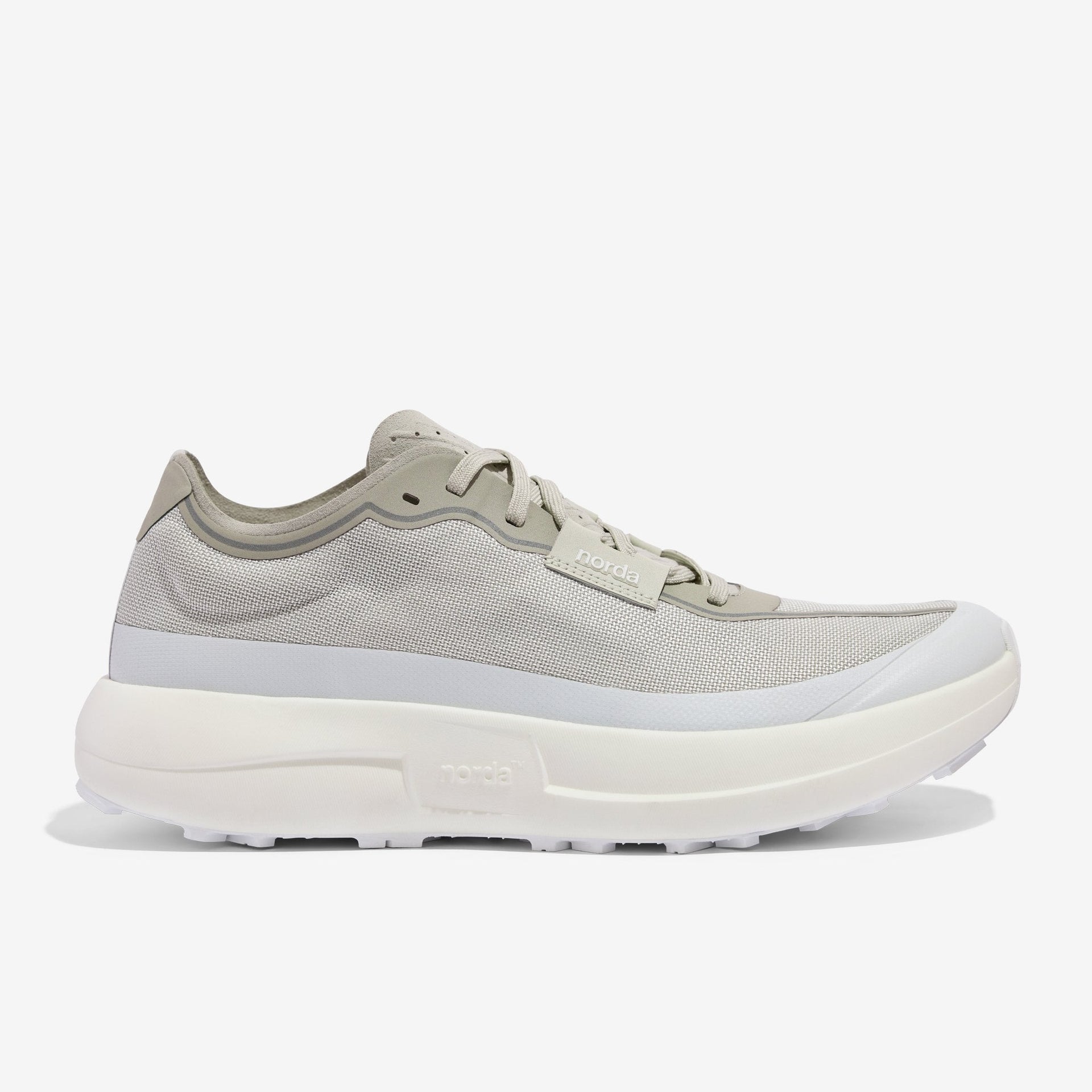 Women's Trail Running Shoes in Neve 005 - norda run