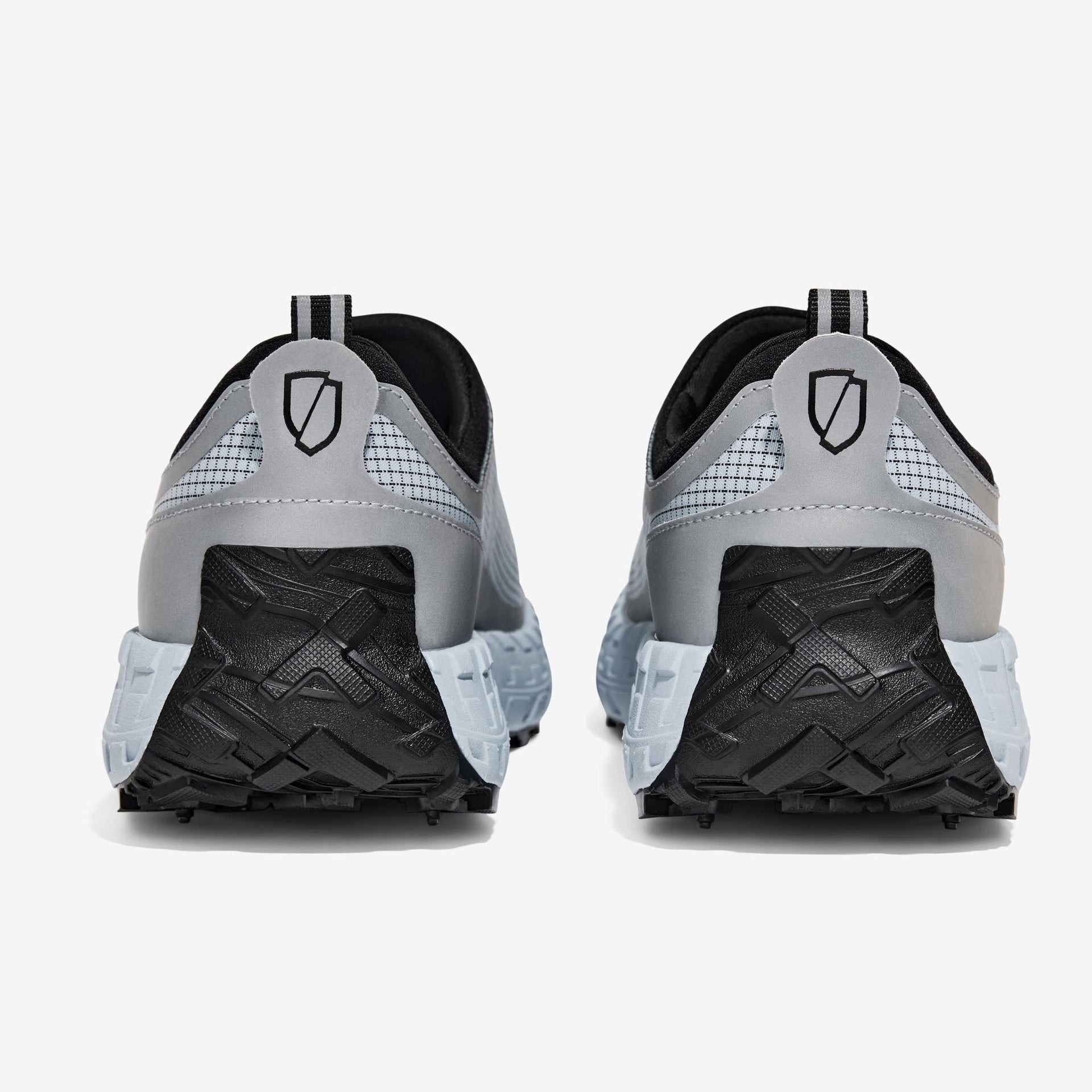 Women's Trail Approach Shoes in Ash 003 - norda run