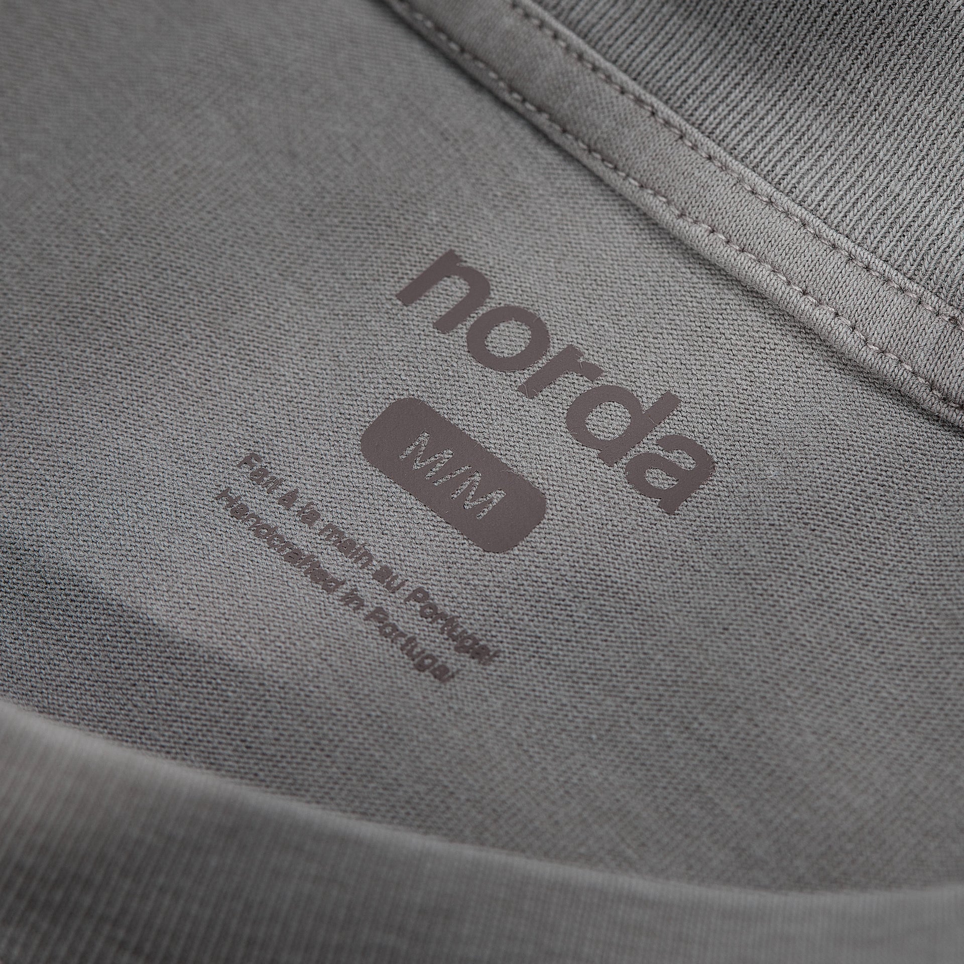 Unisex Logo Tee Shirt Stone - norda 